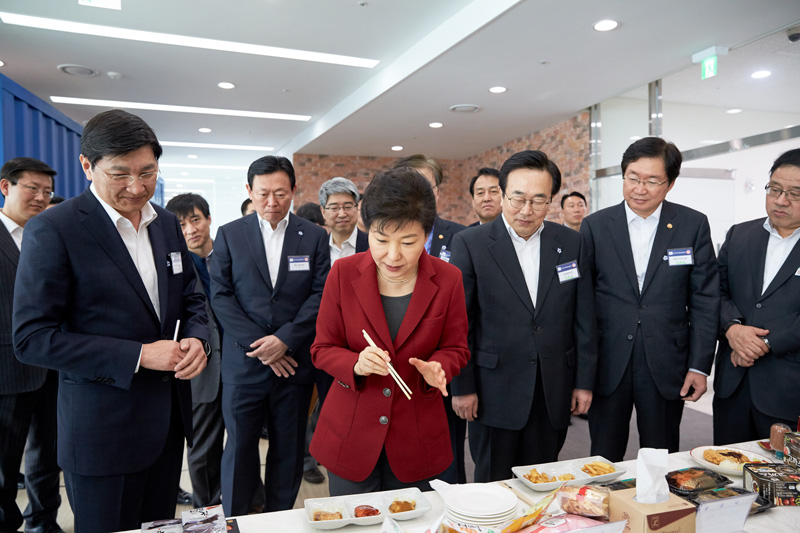 박근혜 대통령 수산가공선진화단지 방문(2016.3.16)
