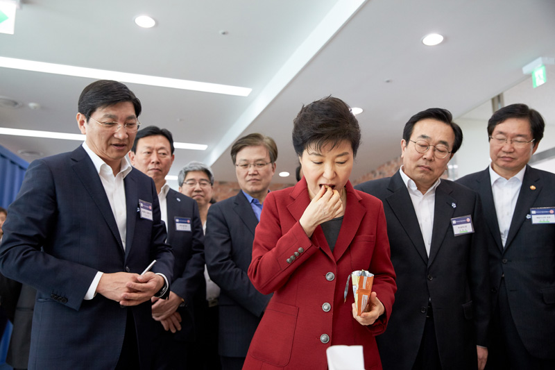 박근혜 대통령 수산가공선진화단지 방문(2016.3.16)