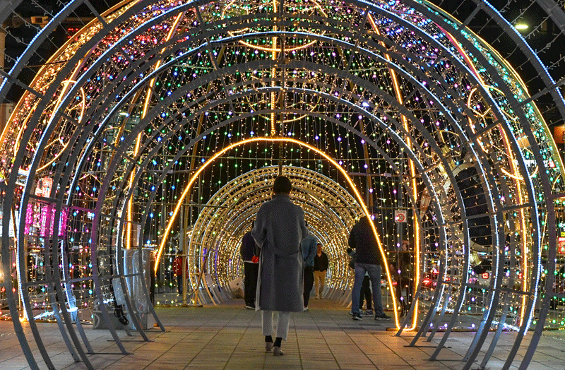 해운대라꼬 빛축제에 설치된 빛의 터널. 