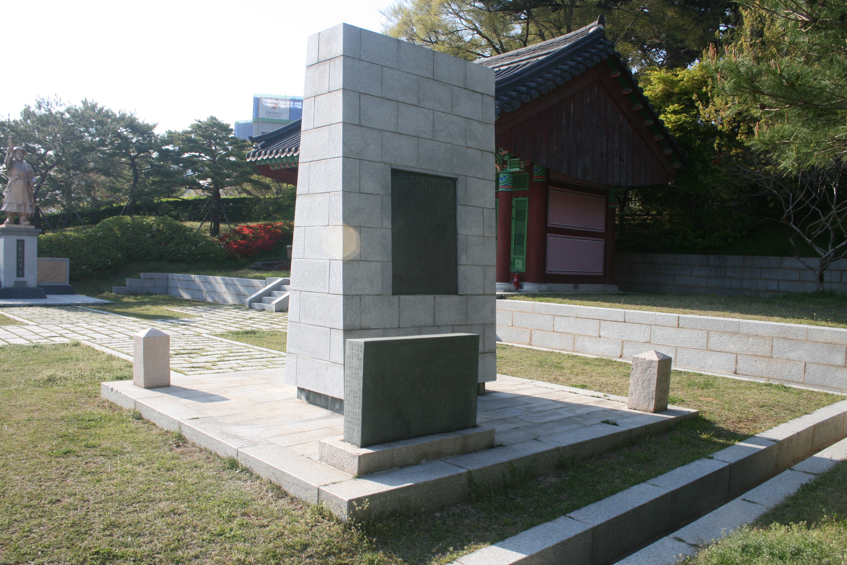안용복충혼탑 설치사진3