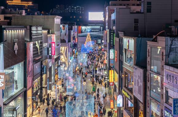 The Busan Christmas Culture Festival has holiday lights and more