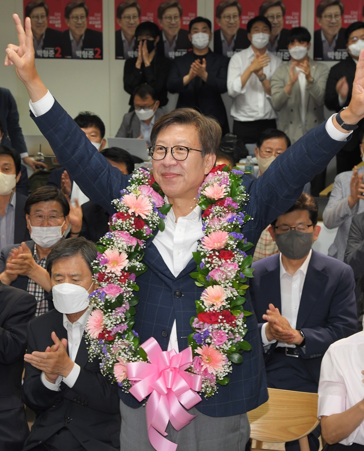 박형준민선8기부산시장당선-문진우 (9)