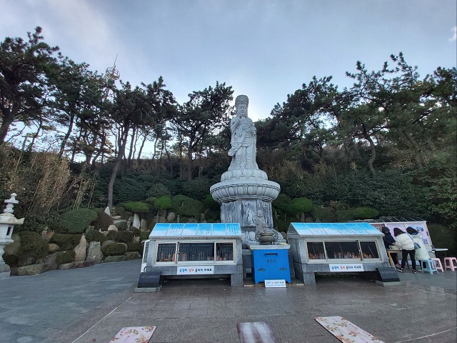 해수관음대불