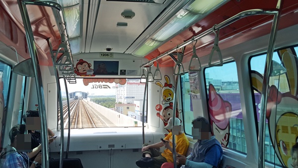 경전철사진 내부사진