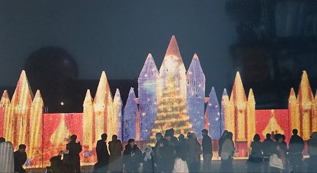 화이트캐슬 미디어파사드