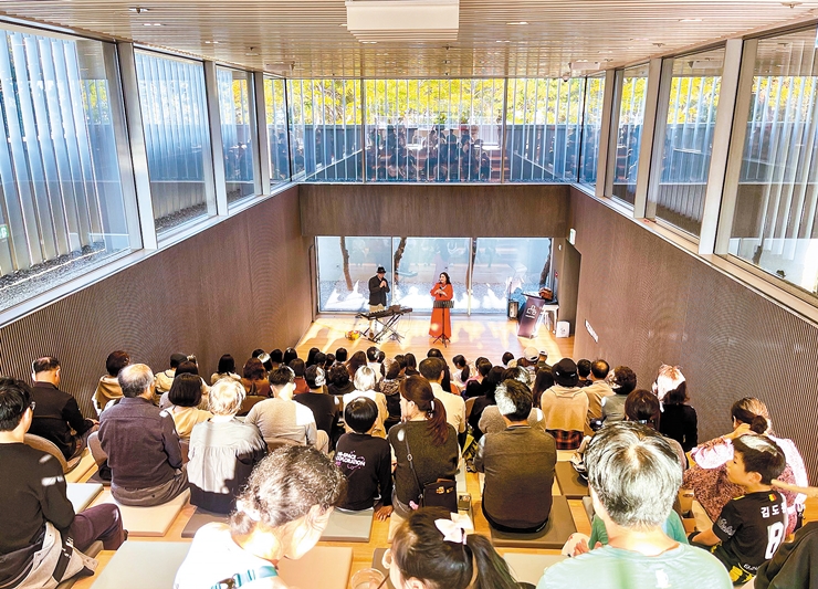 2-1-3 도모헌C_계단강의실_cw15