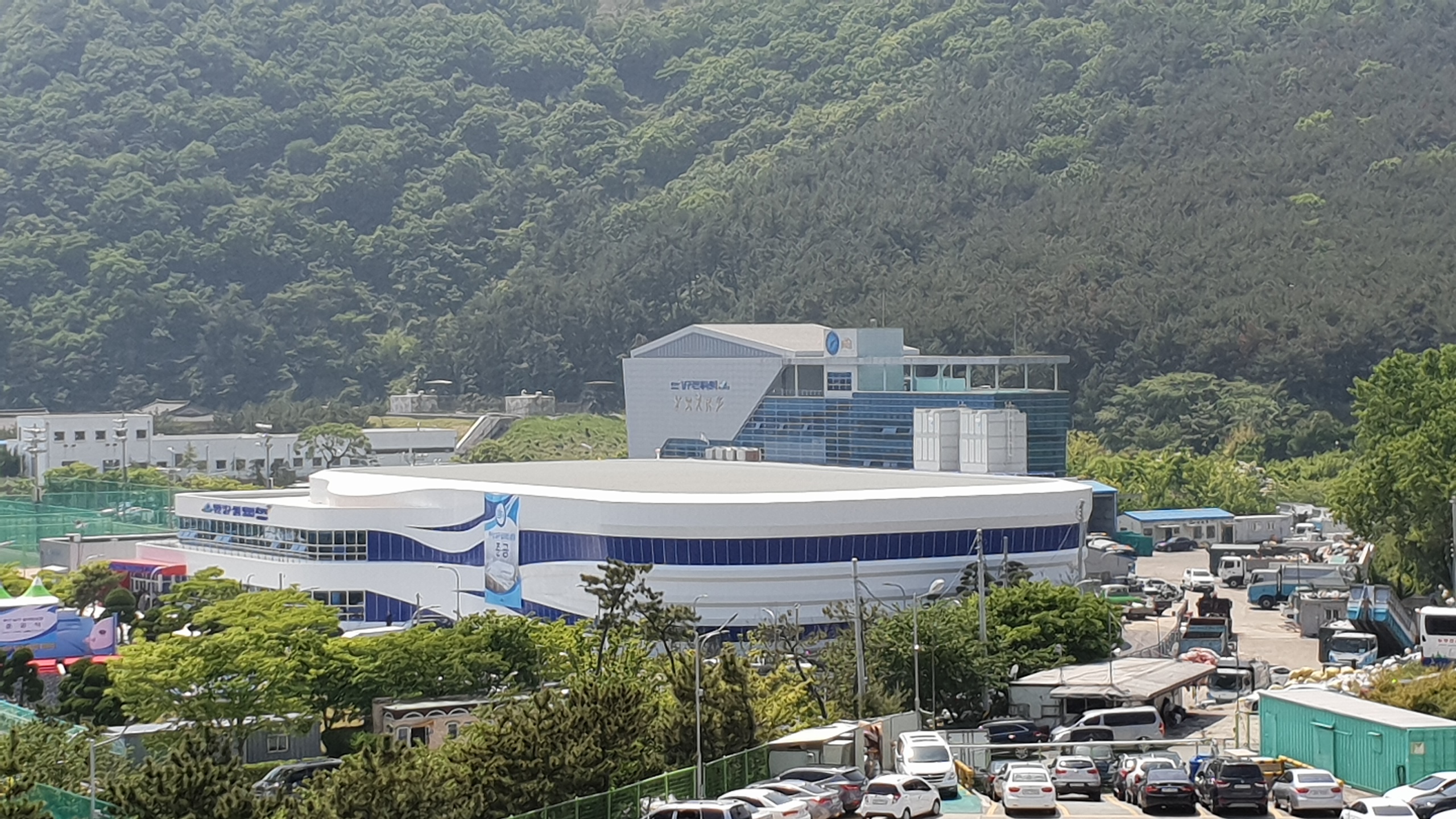 부산남구 실내 빙상장 사진