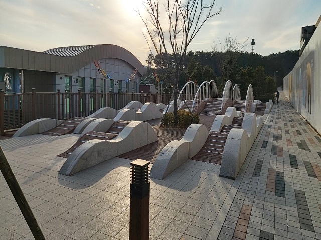 파도데크 전경