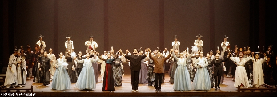 17면_부산시립무용단