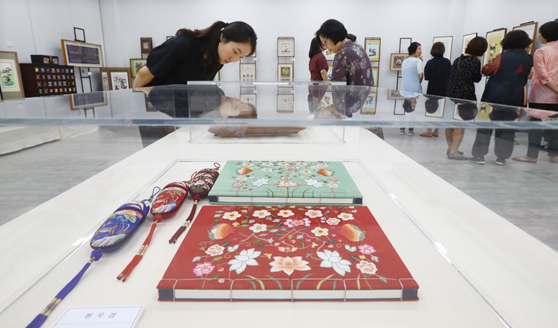 부산전통예술관1-부산일보