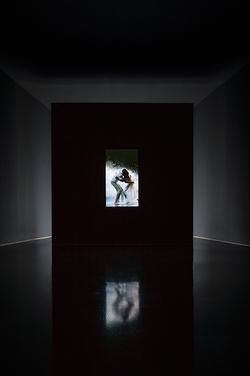 빌-비올라(Bill-Viola)--The-Lovers---2005