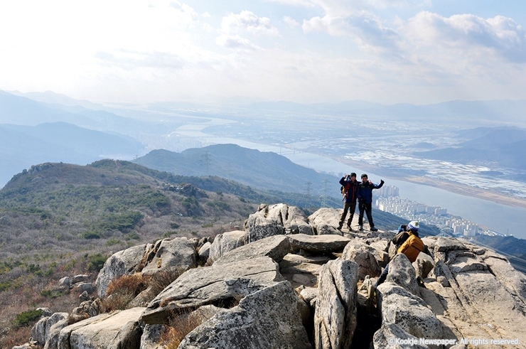(신규)4-5-6 금정산 고당봉_국제신문_cw10