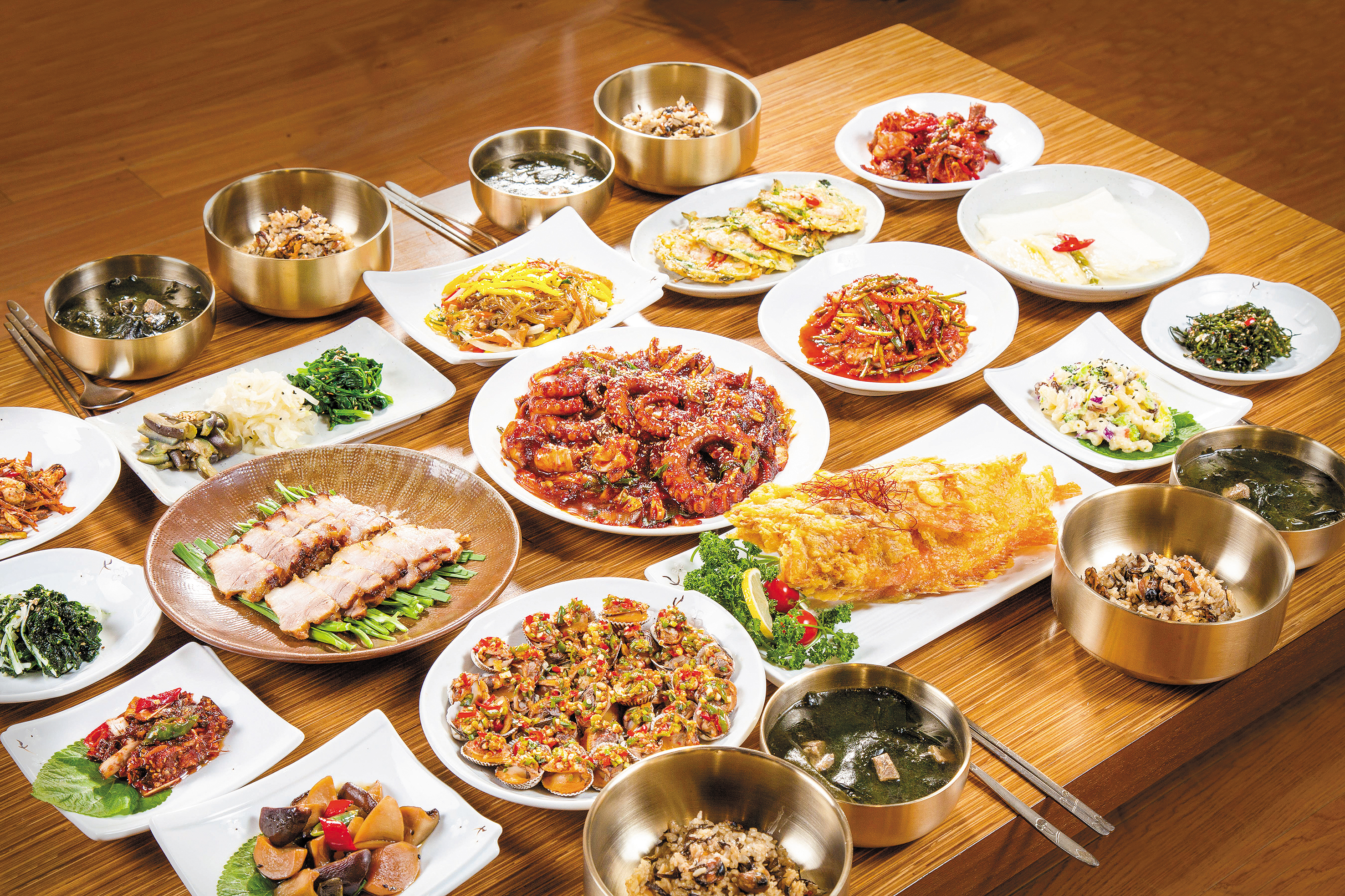 Busan gourmet tour with history and diversity