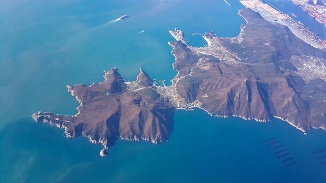 4∼5면-하늘에서본가덕도-부산일보