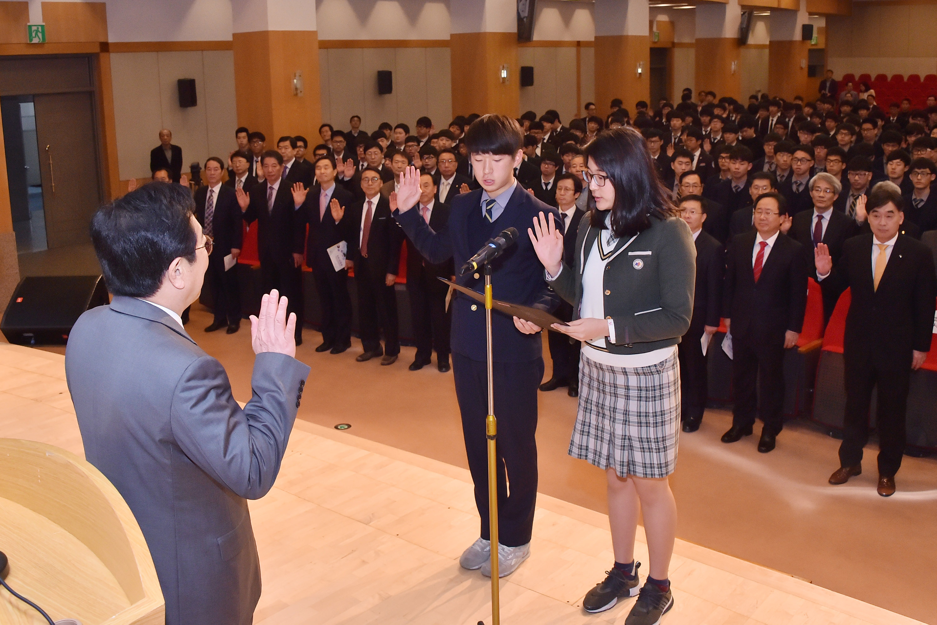20160406 부산시 기능경기대회 개회식(대강당) 05.jpg