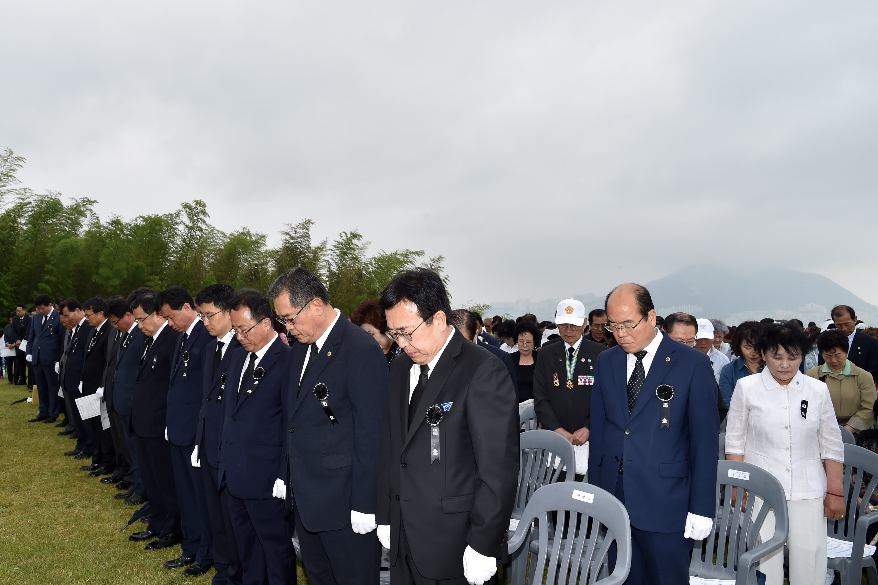 20160606 현충일 추념행사(충혼탑 충렬사 UN공원) 10.jpg