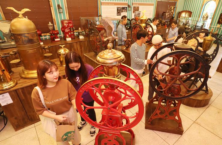 전포동새명물커피박물관20180618-부산일보