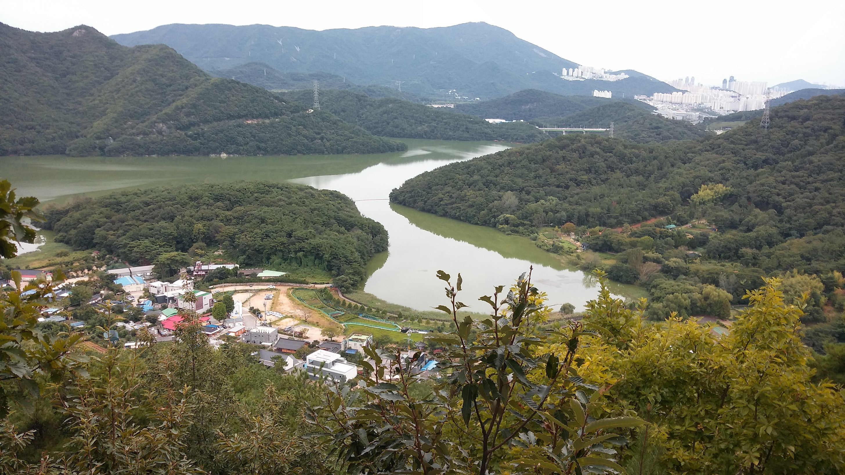 자연 속, 부산시민의 힐링지 회동수원지로 오세요