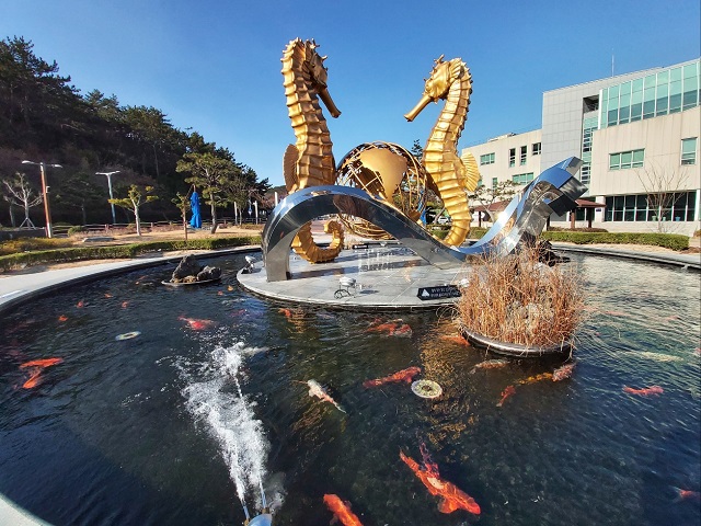 해마상 뒷면