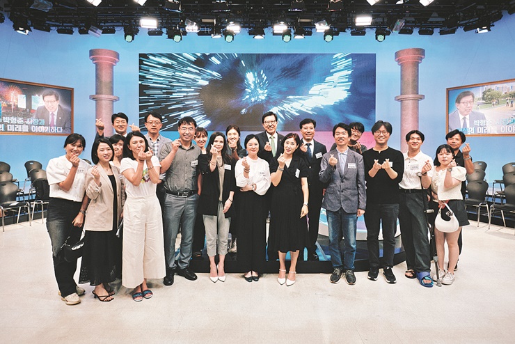 8-knn방송_083A3557 (1)