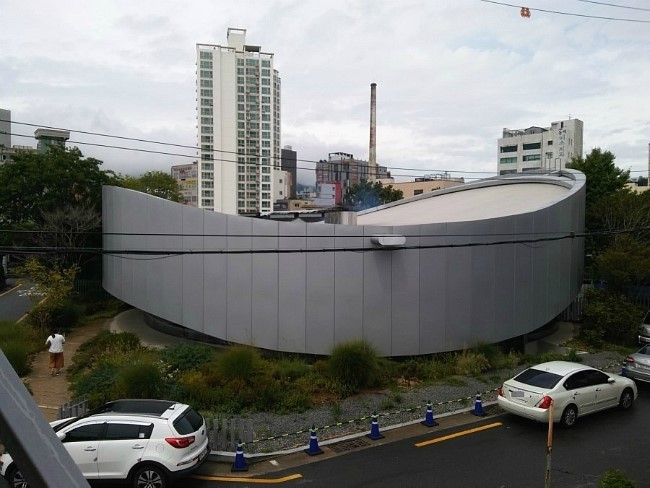 아름다운 이색 건축물 수안커피 전경 모습1