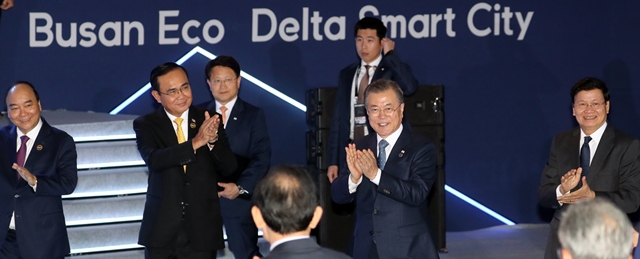 6∼7면-문재인대통령부산 에코델타스마트시티착공식-부산일보
