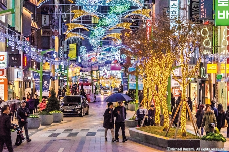 4-5-2_광복동트리축제2_마이클카제미_CW28