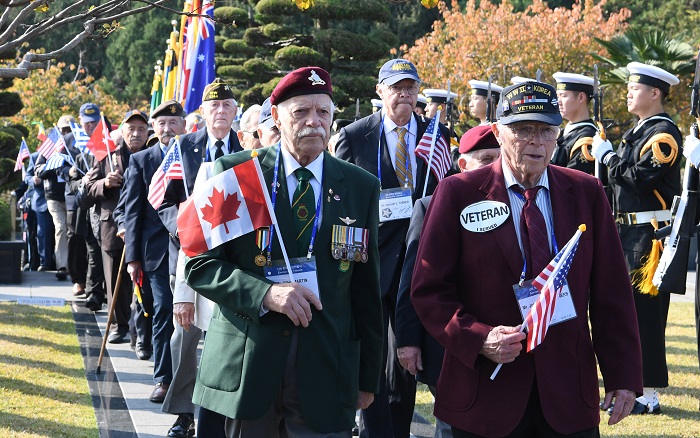 38-6cw17_국제신문