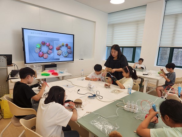 금정도서관 들락날락에서의 재미있는 메이커 수업