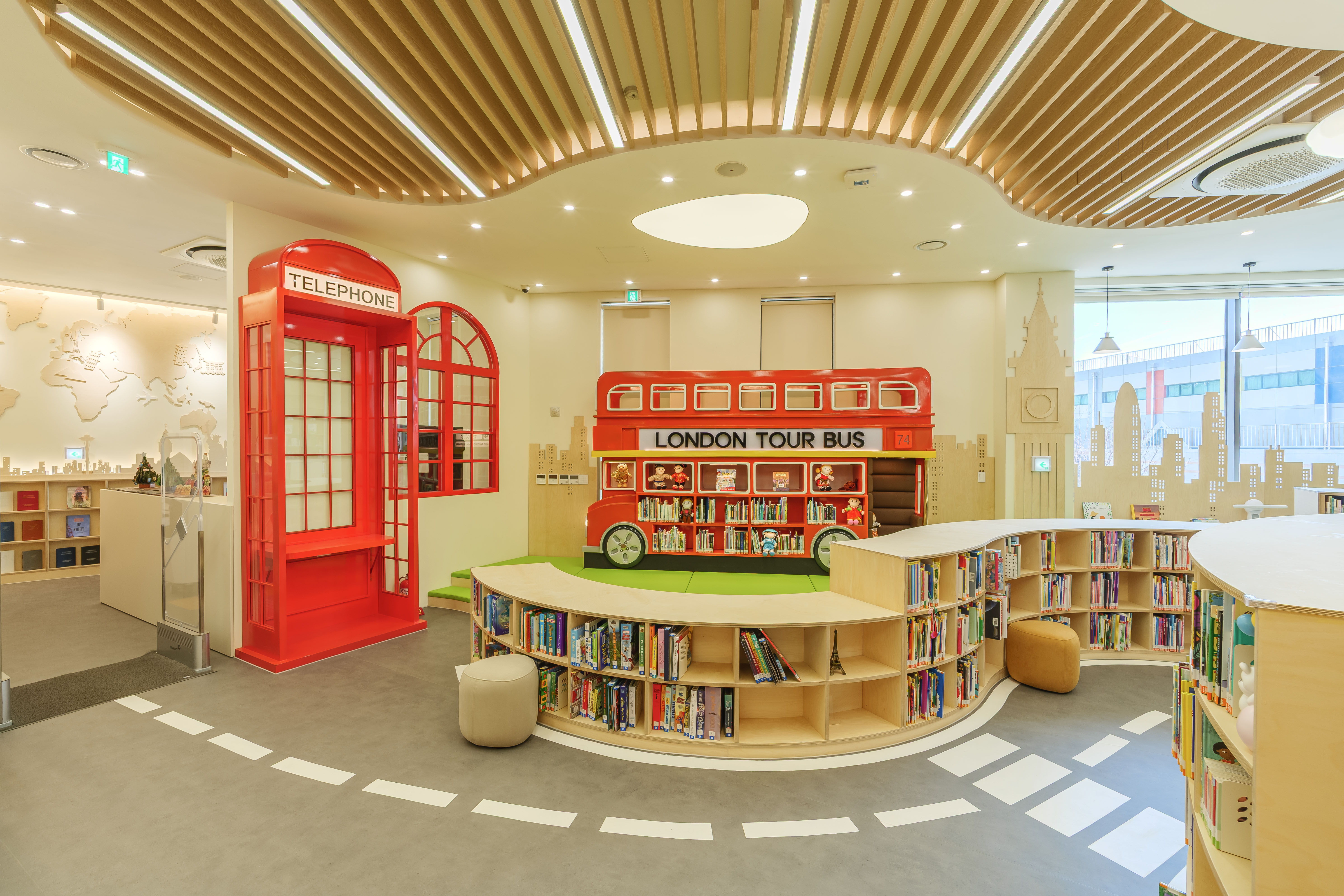 동구어린이영어도서관 들락날락 시설안내 3번째 사진