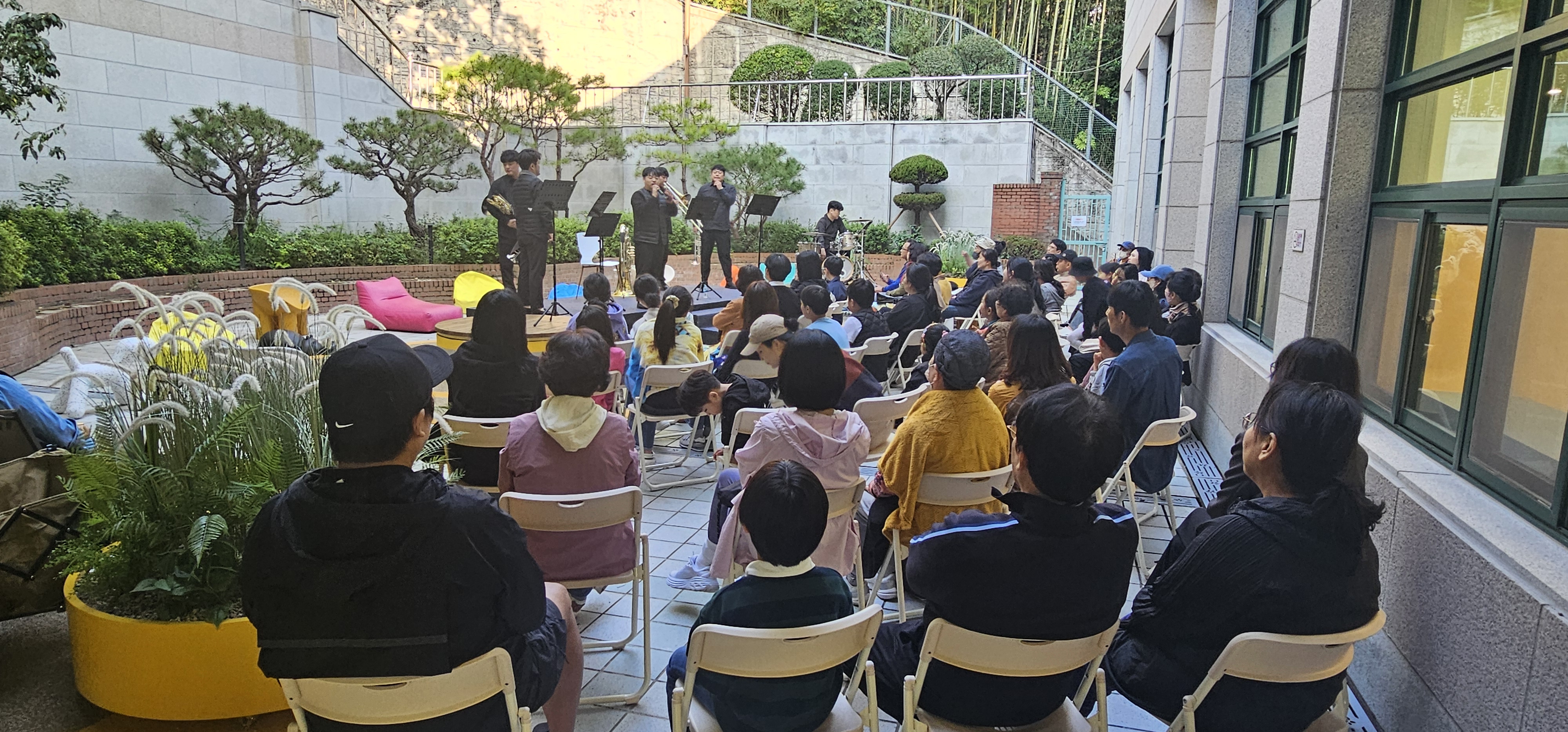 [금정도서관 들락날락]금정도서관 들락날락 작은음악회