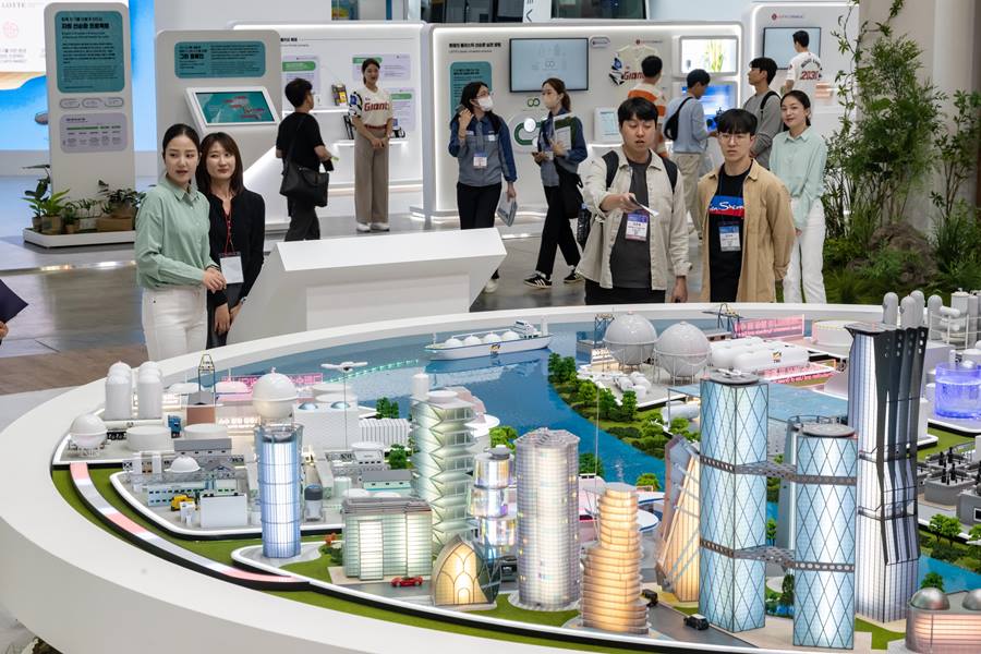 부산, 2023 기후산업국제박람회 ‘성공’…2030엑스포 유치 역량 전 세계 ‘과시’ 기사 이미지