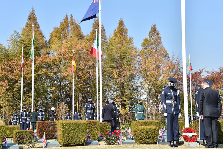 轉向釜山(TURN TOWARD BUSAN)聯合國參戰勇士國際追悼儀式썸네일