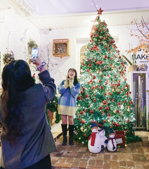 부산 거리, 빛으로 행복으로, 올겨울 인증사진은 여기서! 기사 사진
