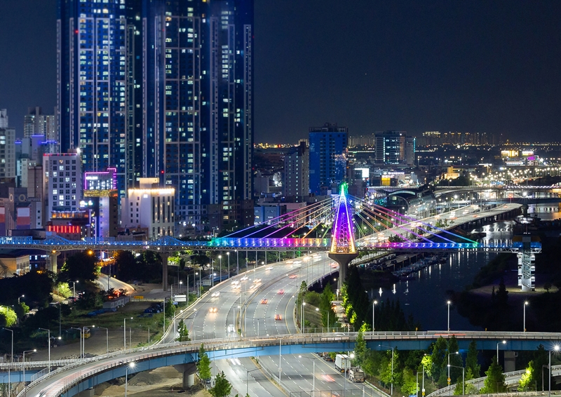 걸으면서 즐기는 낙동강 황금빛 노을 감상 명소 기사 사진