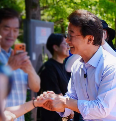 부산시장 전재수 이미지