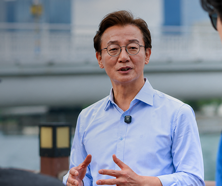 부산시장 전재수 이미지