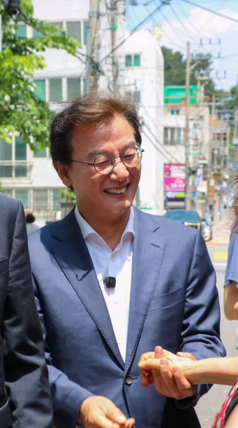 부산시장 전재수 이미지