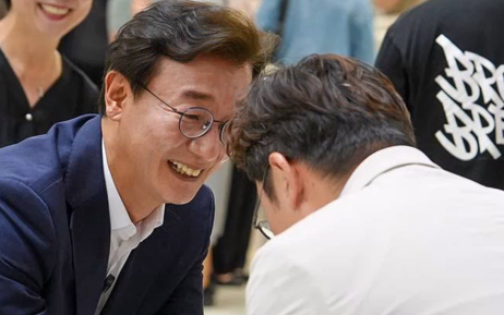 부산시장 전재수 이미지