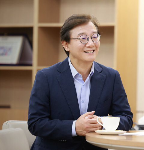 부산시장 전재수 이미지