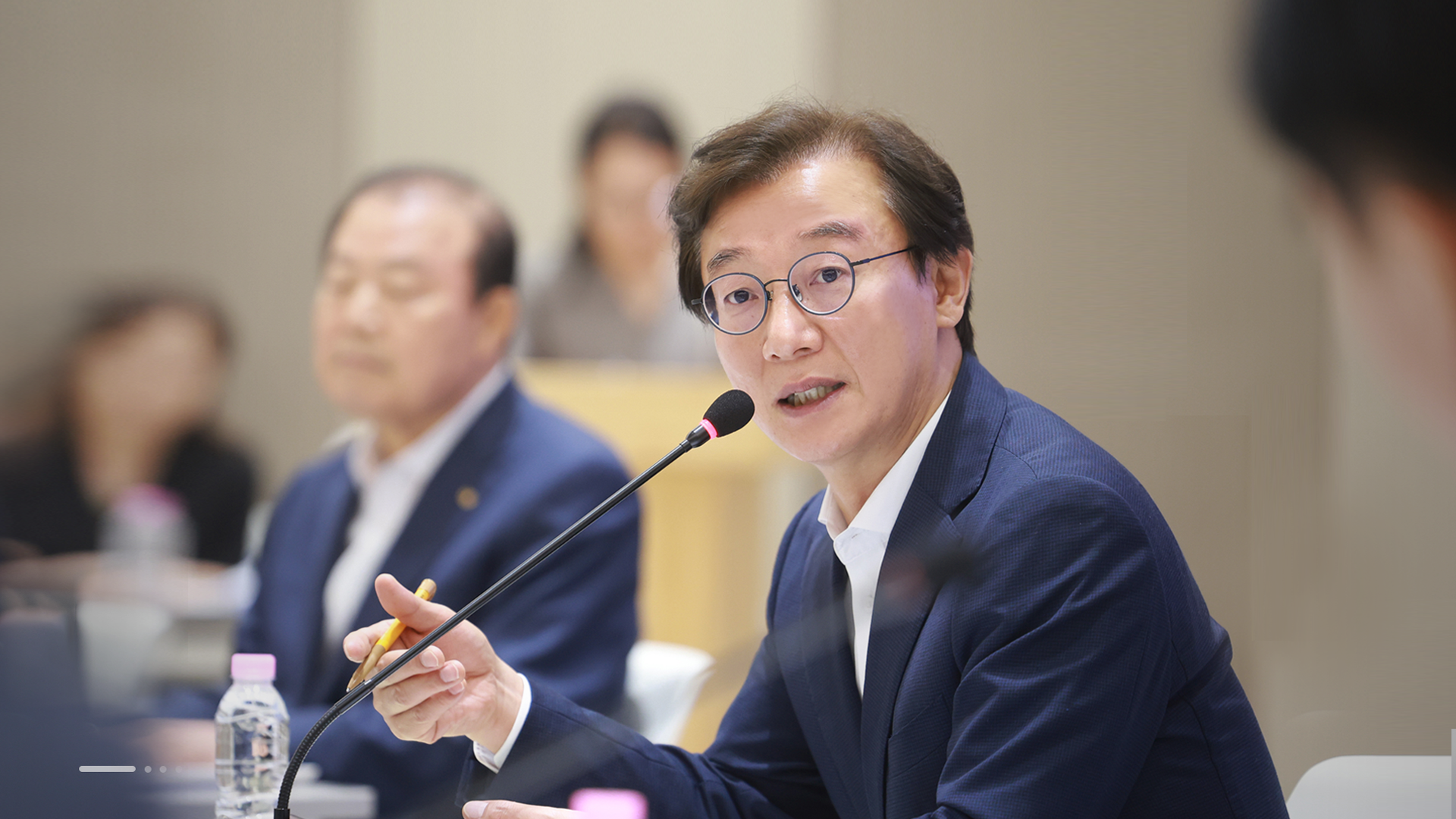 부산시장 전재수 이미지