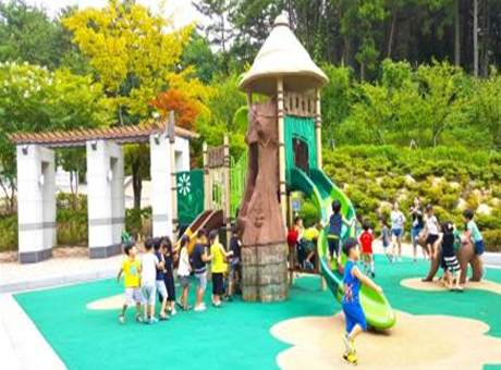 사라수변공원의 놀이시설 이미지