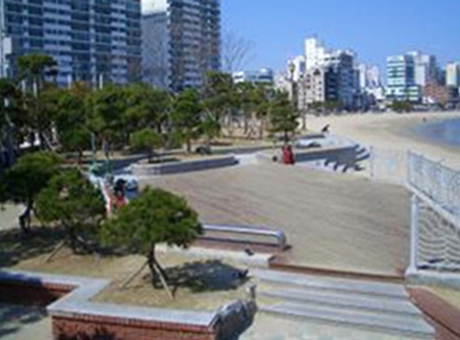 광안공원의 휴식처 이미지