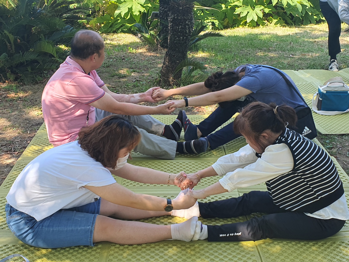 숲, 쉼터(대연수목전시원) 이미지