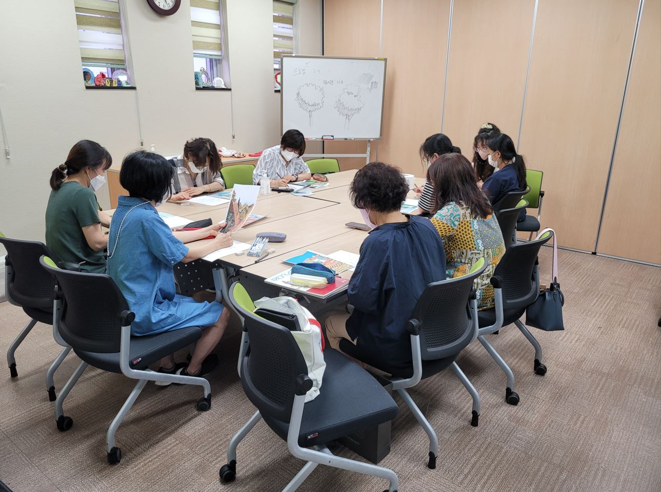 드로잉 교실 이미지