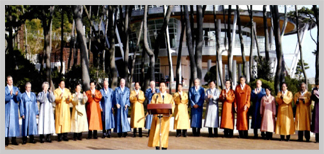 2005年APEC開催時、1階野外で行われた盧武鉉大統領の演説風景